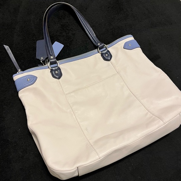 Coach White and Blue Women's Bag - Picture 4 of 12